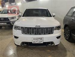 جیپ گراند شیرۆکی